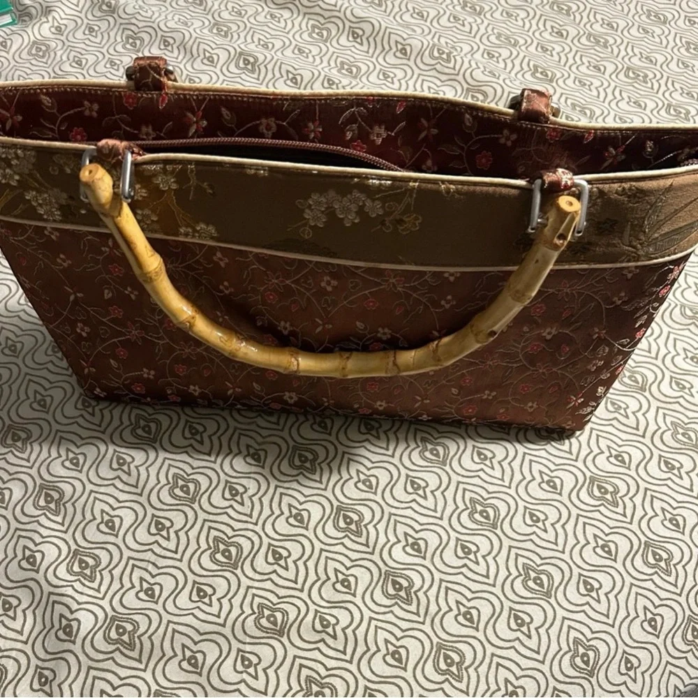 Purse - Picture 2 of 4